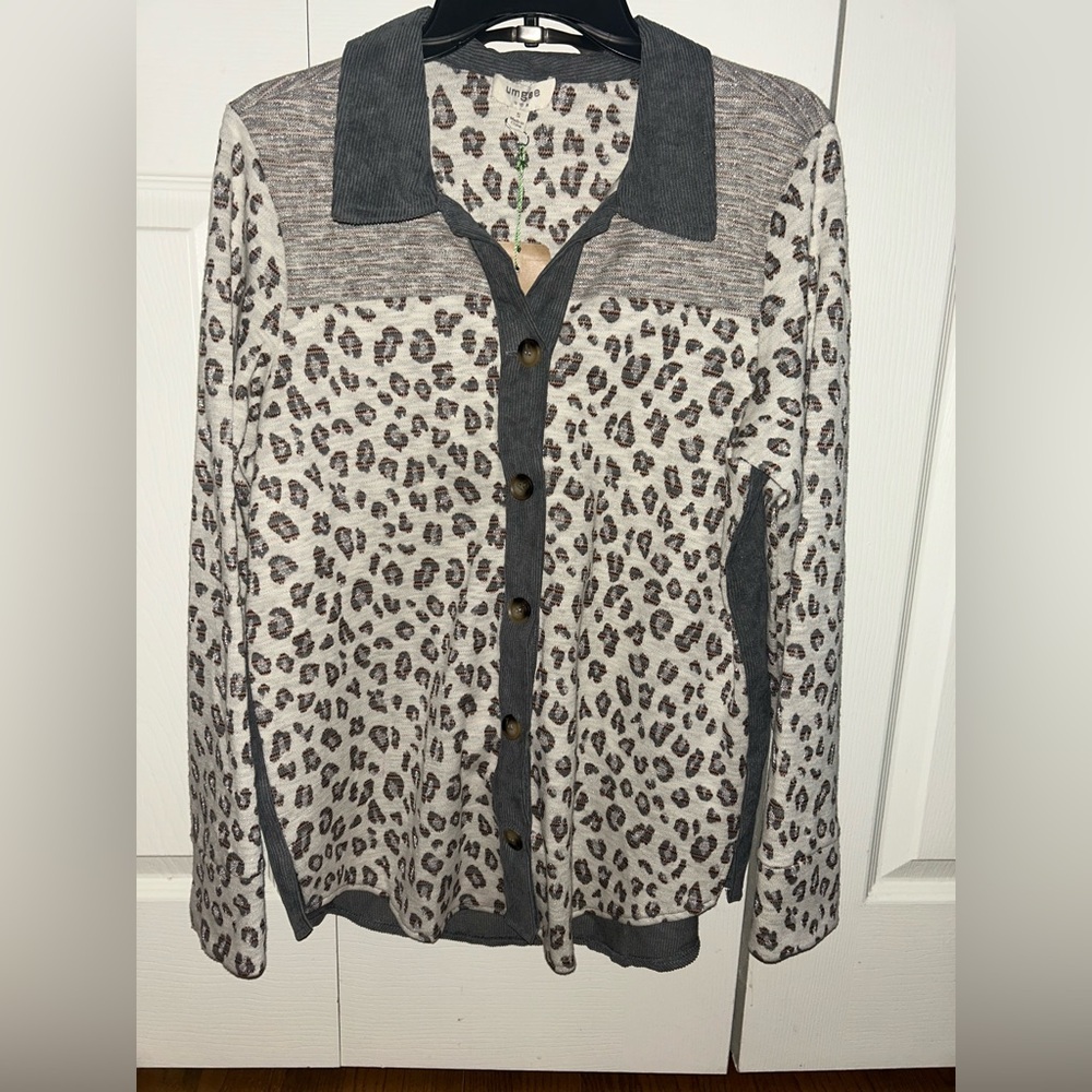 Umgee Gray Leopard Print Button Up Light Weight Shacket